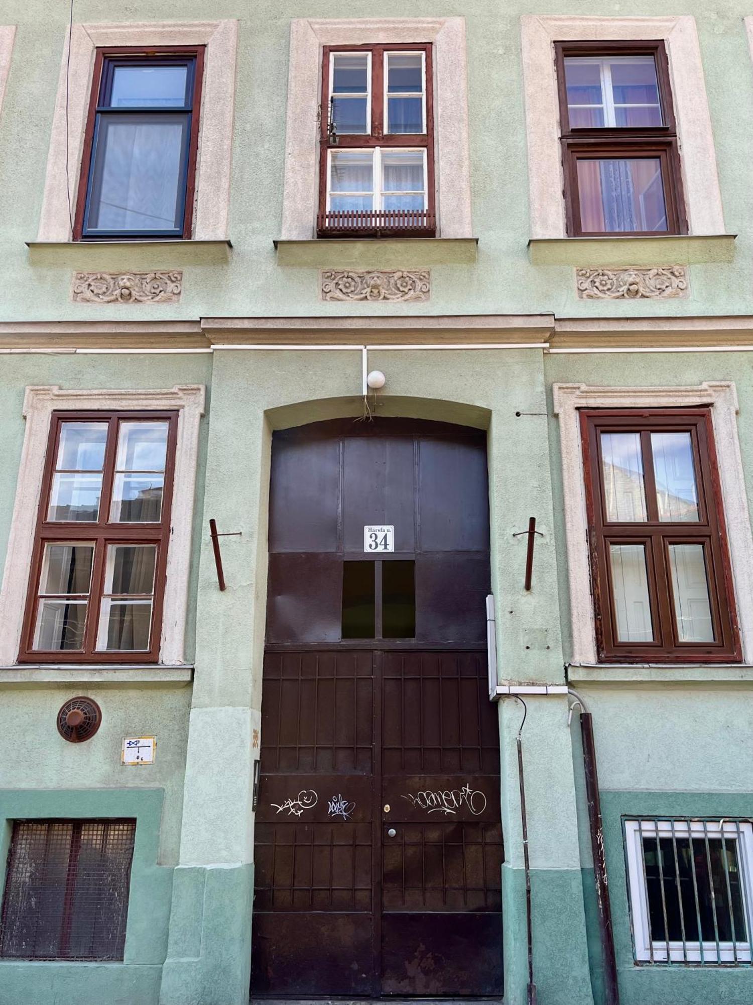 Cozy Downtown Apartment, Budapest